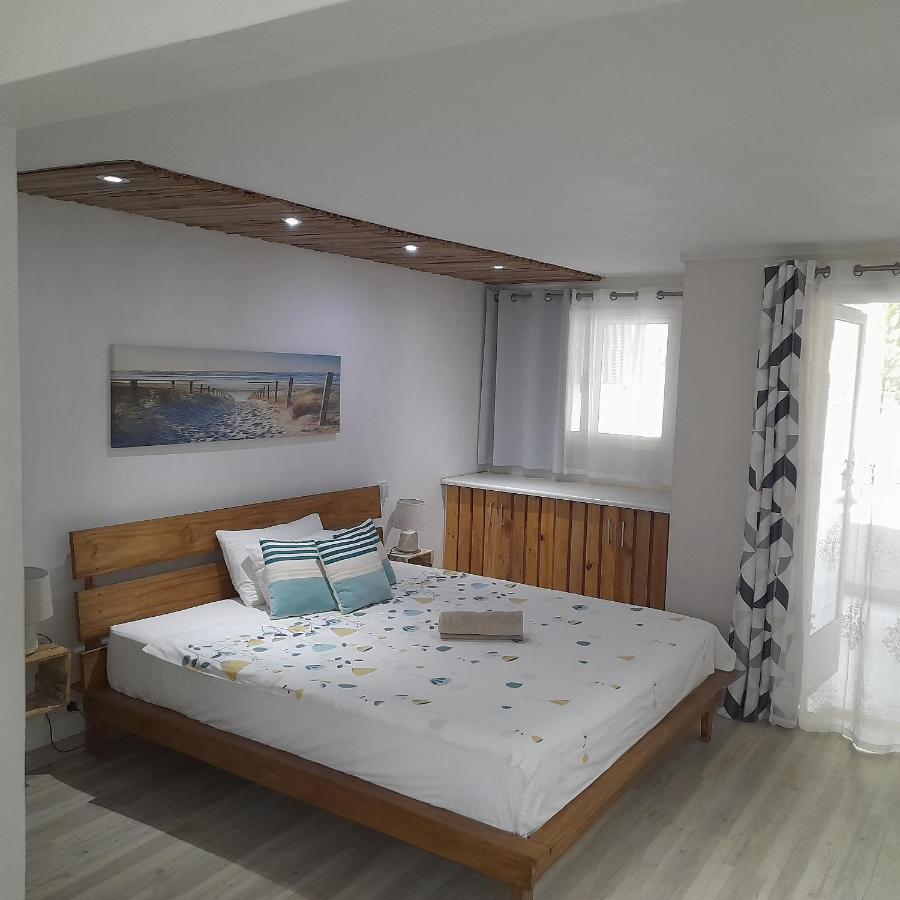 Holiday Surf Lodge Tamarin Luaran gambar