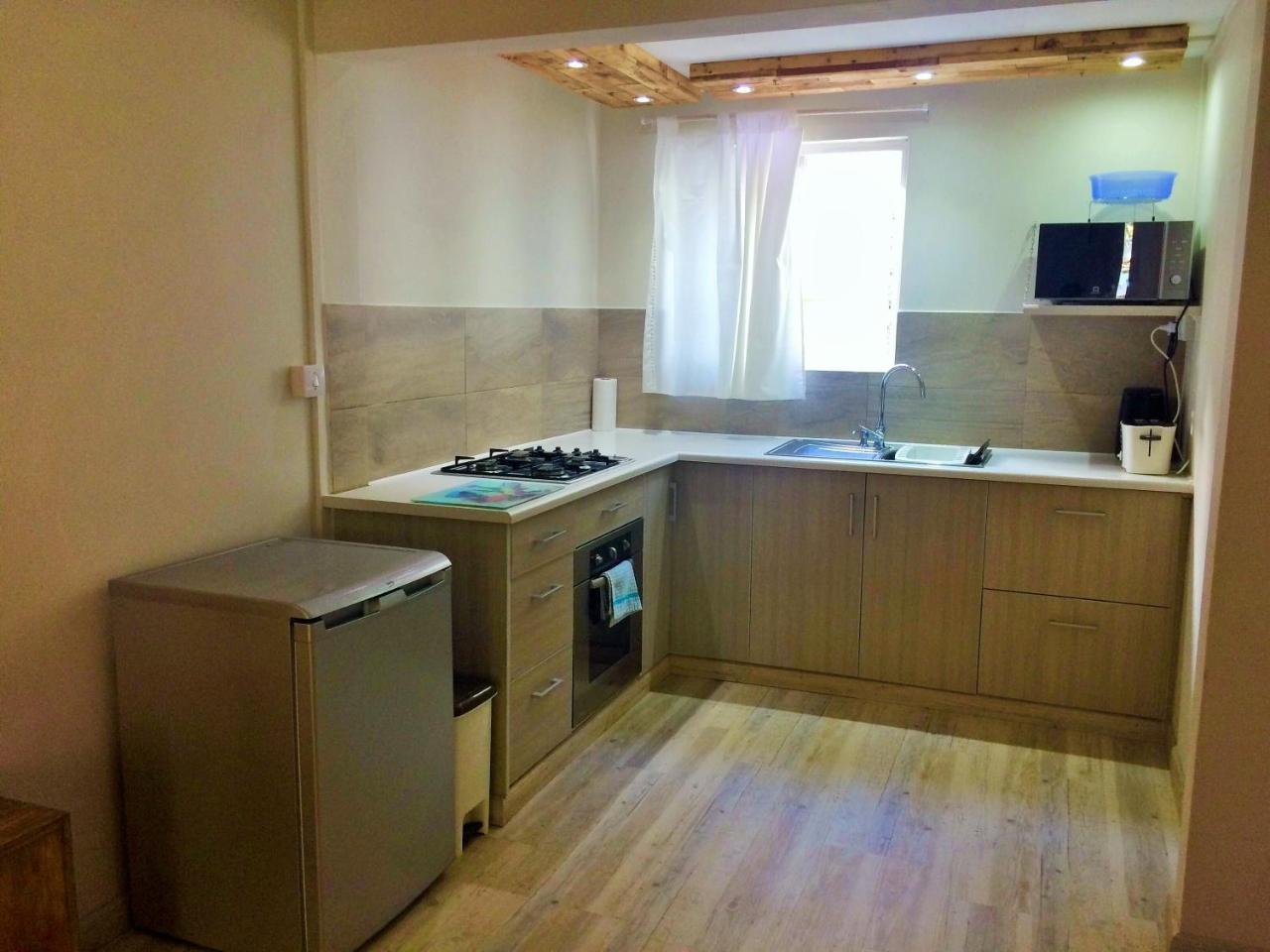 Holiday Surf Lodge Tamarin Luaran gambar